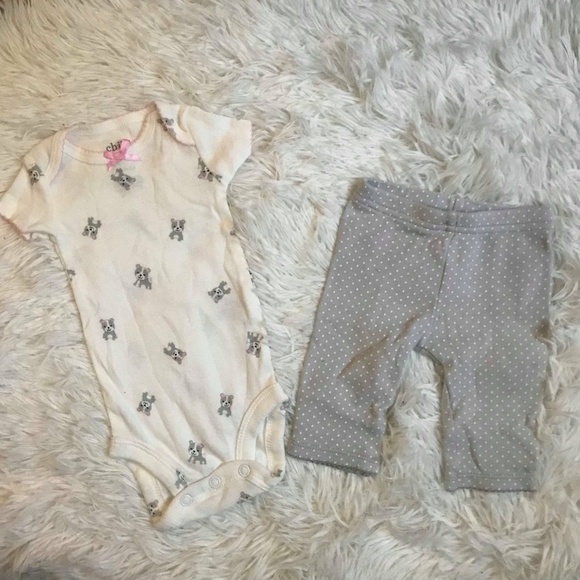 Set of 3 Newborn Onesie Outfits - Picture 5 of 8